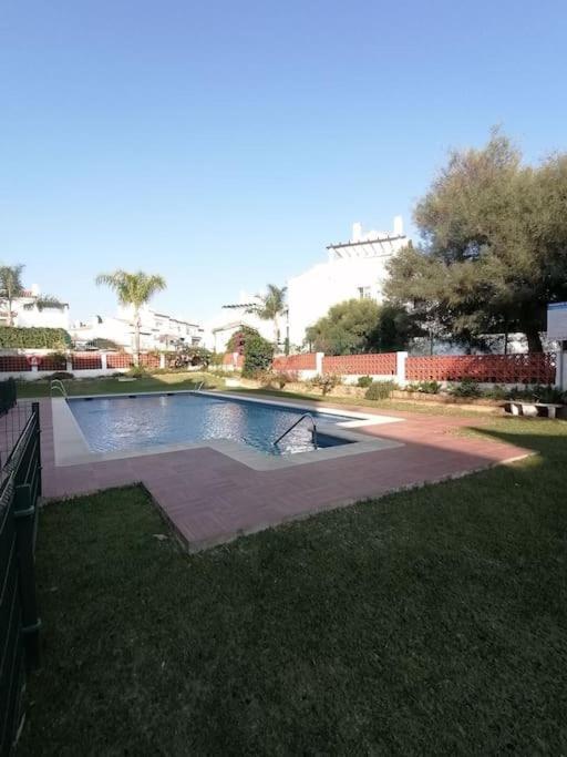 Studio Paris Apartamento Estepona Exterior foto